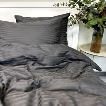 Voodilina puuvillasatiin Triipsatiin IronGrey - Kummiga voodilina 180x200 - 56,90 €