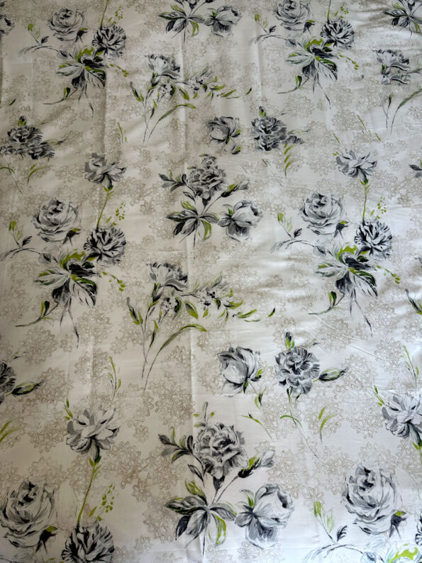 Tekikott mako-satiin 40-9700 BlackFlowers - Image 3