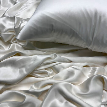 Mulberry siidist voodipesukomplekt - Votex House OÜ