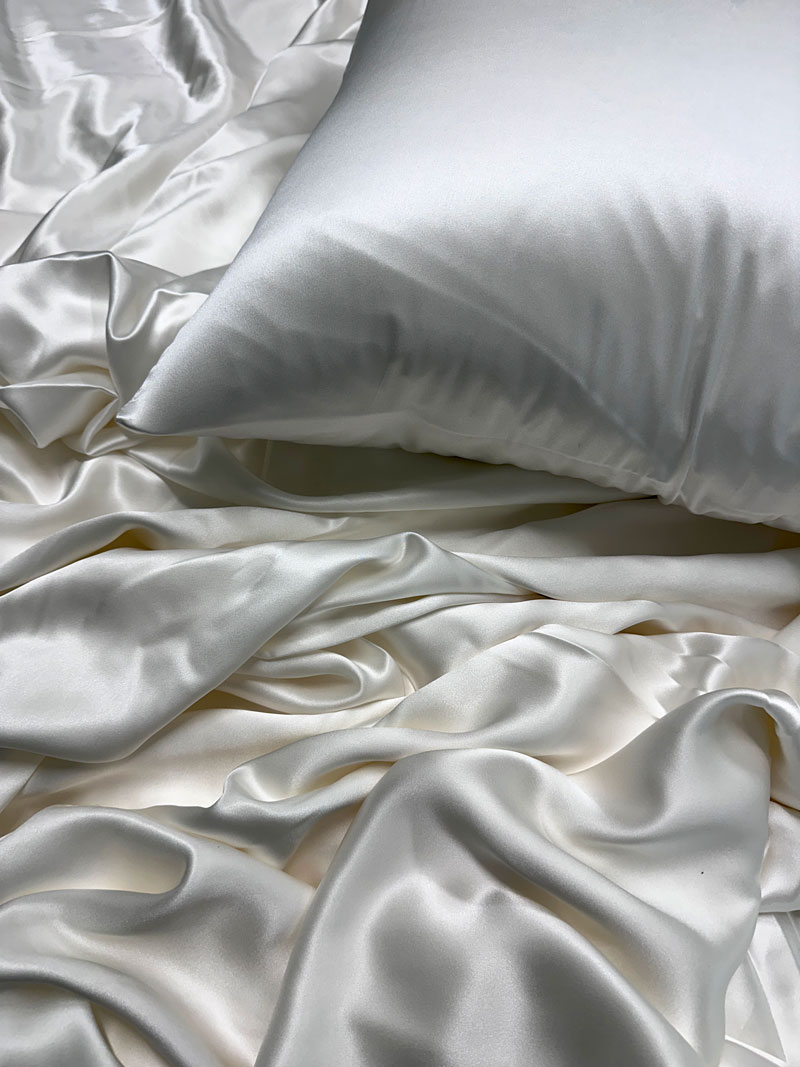 Mulberry siidist voodipesukomplekt - Votex House OÜ